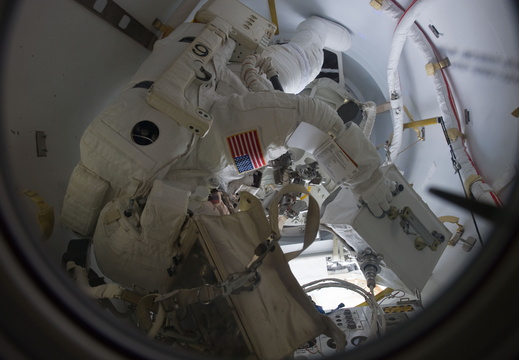 STS133-E-07322