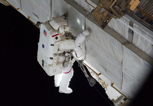STS133-E-07415