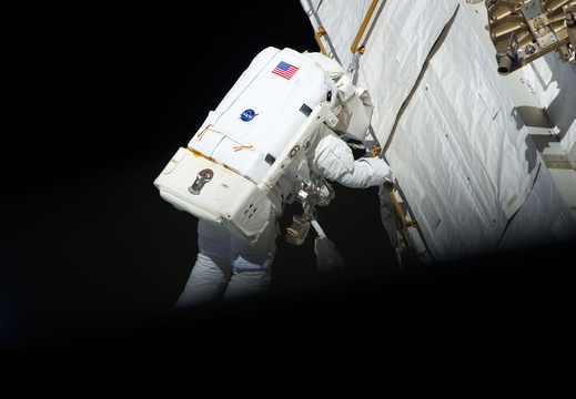 STS133-E-07380