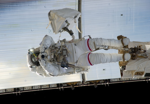 STS133-E-08231