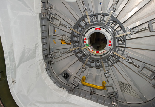 STS133-E-07798
