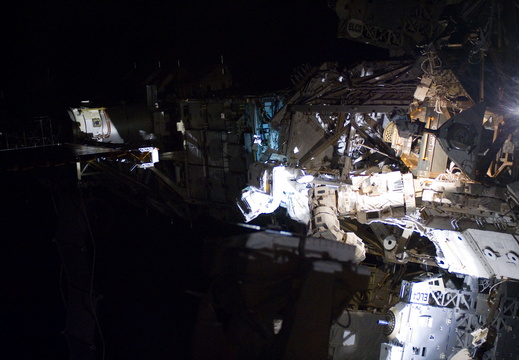 STS133-E-07404