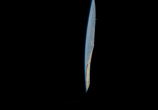 STS133-E-07031