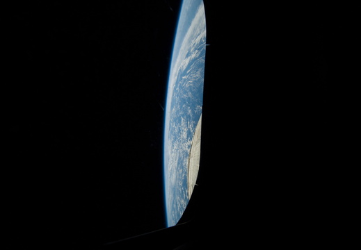 STS133-E-06972