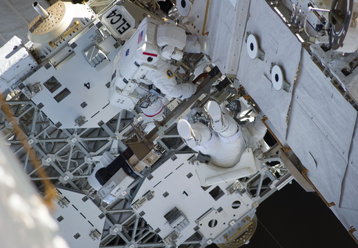 STS133-E-07361