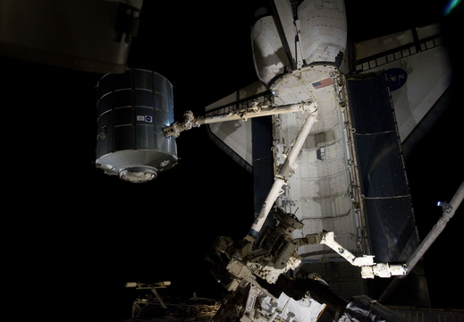 STS133-E-07520