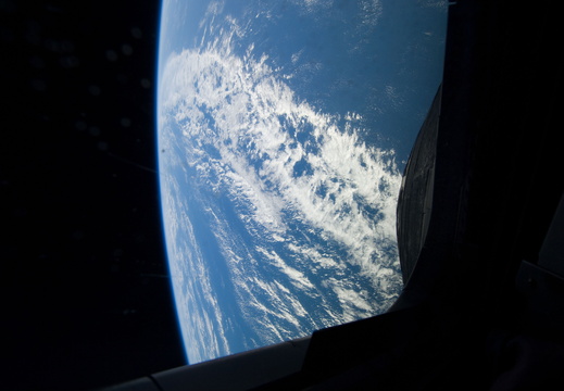 STS133-E-06948
