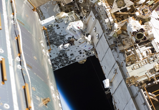 STS133-E-07364