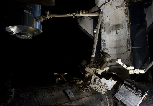 STS133-E-07543