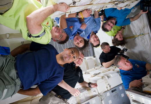 STS133-E-07917