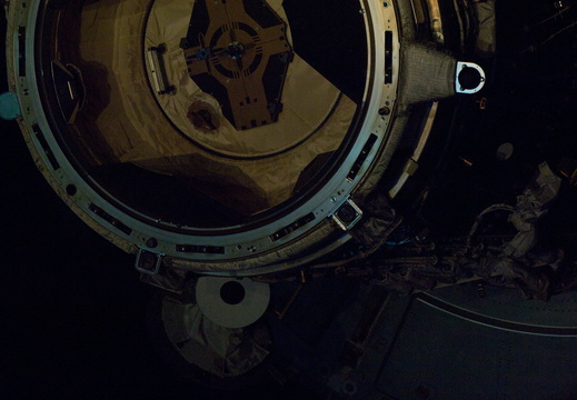 STS133-E-10302