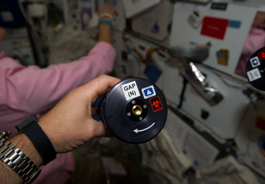 STS133-E-07073