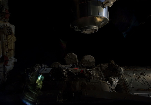 STS133-E-07563