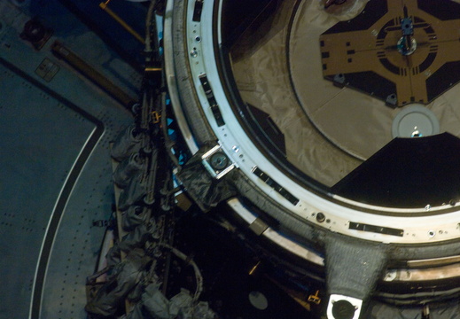 STS133-E-10317
