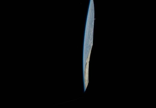 STS133-E-07030