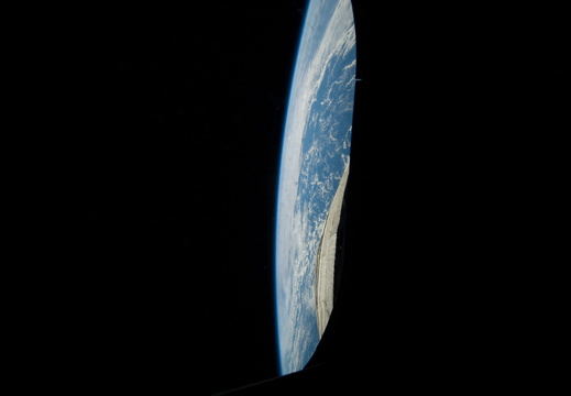 STS133-E-06989