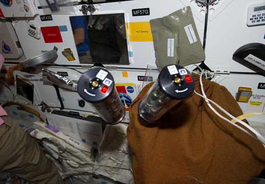 STS133-E-07077