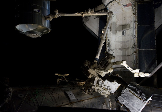 STS133-E-07537