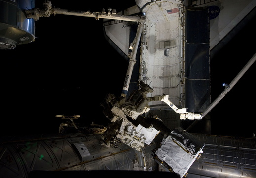 STS133-E-07545