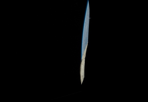 STS133-E-07035