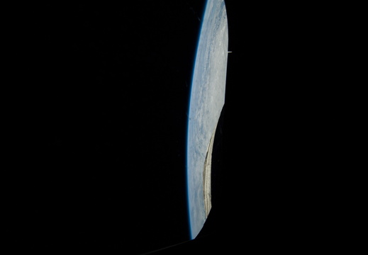 STS133-E-07021
