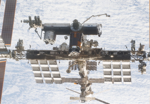 STS133-E-10584