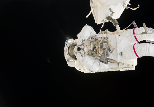 STS133-E-08225
