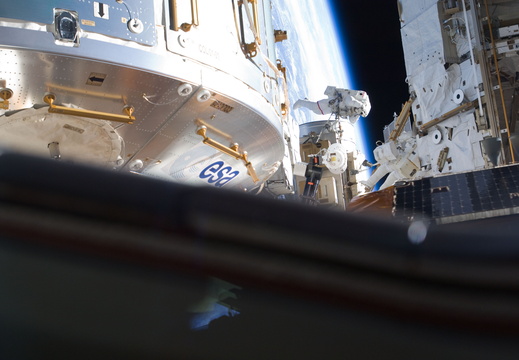 STS133-E-07454