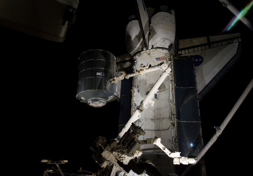 STS133-E-07498