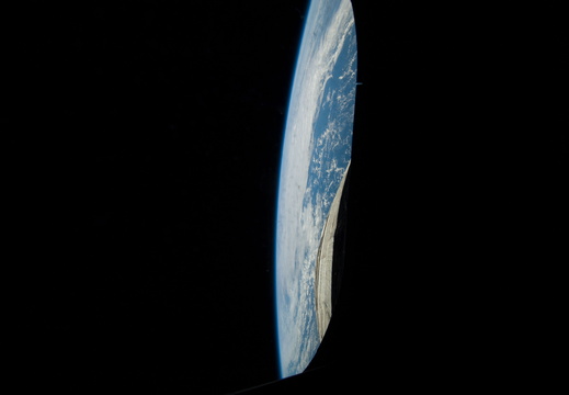 STS133-E-06996