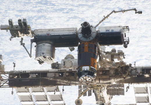 STS133-E-10583