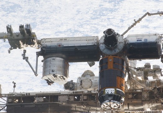 STS133-E-10581