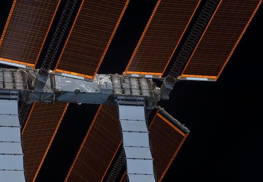 STS132-E-07882