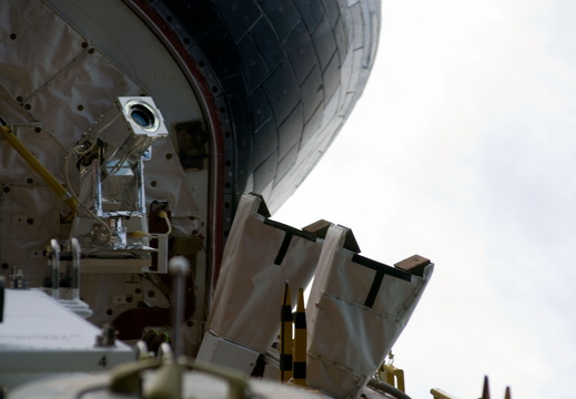 STS132-E-06964