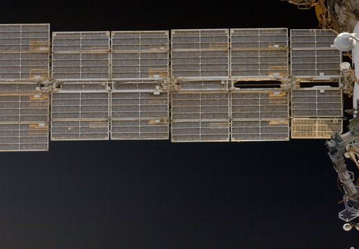STS132-E-07377