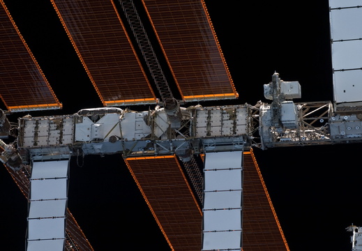 STS132-E-07860