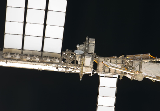 STS132-E-07305