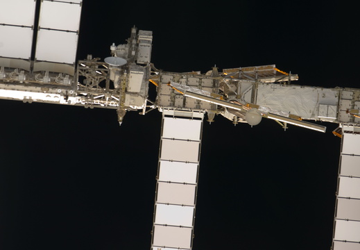 STS132-E-07306