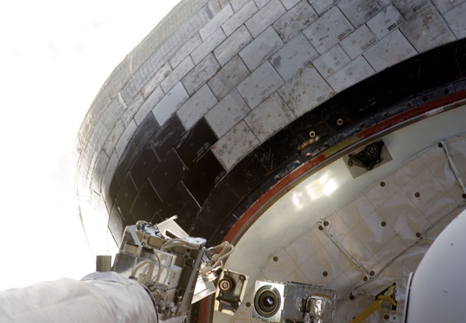 STS132-E-06970