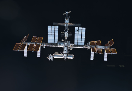 STS132-E-07812