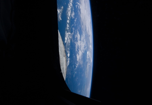 STS131-E-07721