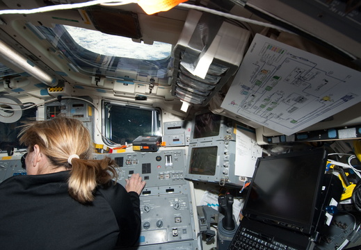 STS130-E-05212