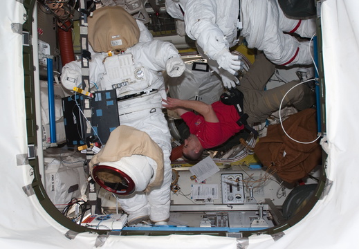 STS130-E-06989