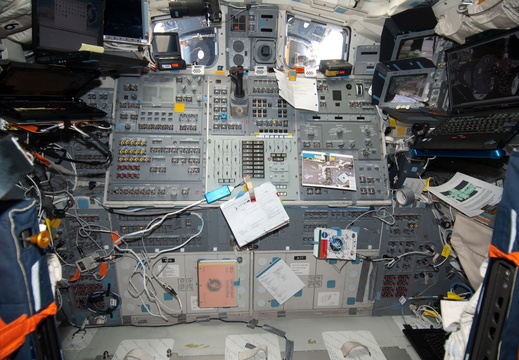 STS130-E-09349
