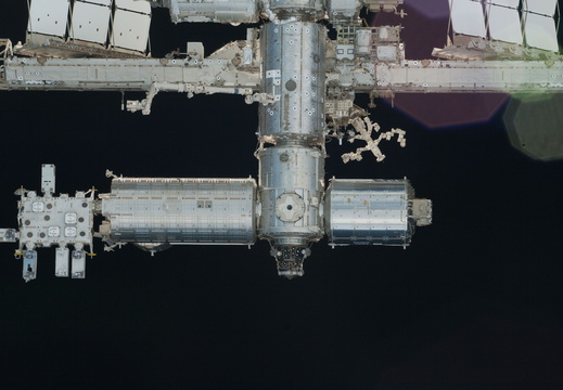 STS130-E-12238