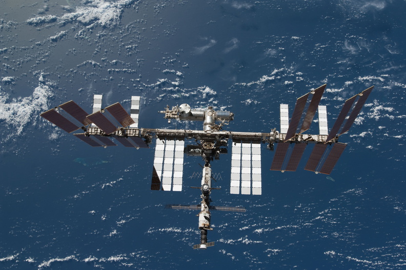 STS130-E-12101.jpg