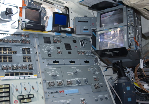 STS129-E-07247