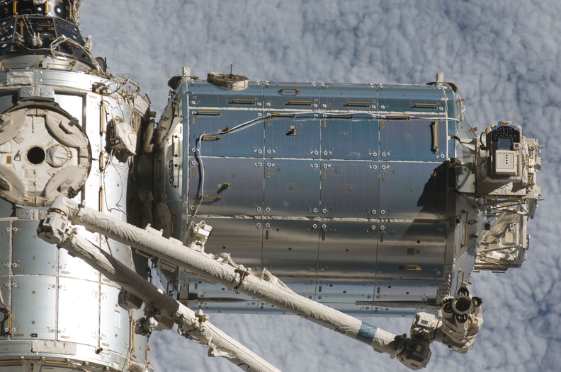 STS129-E-10389.jpg