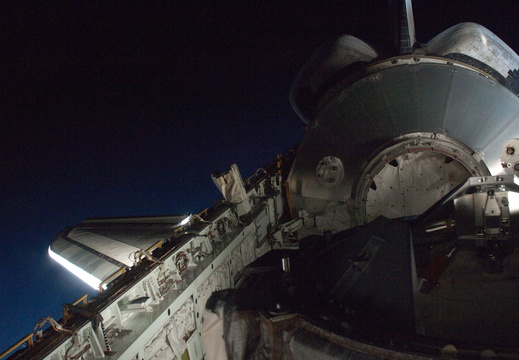 STS128-E-10127