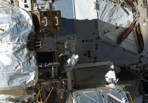 STS129-E-07659